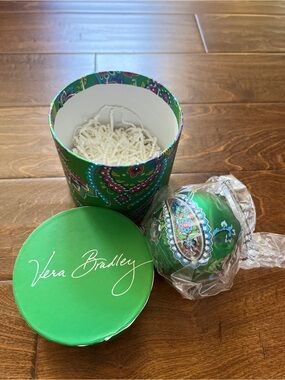 New in box Vera Bradley Emerald Paisley 2014 ornament